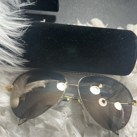 Victoria Beckham 18ct Gold vbs90 c45 sunglasses Black Trim Size 62-13-145 main image 8